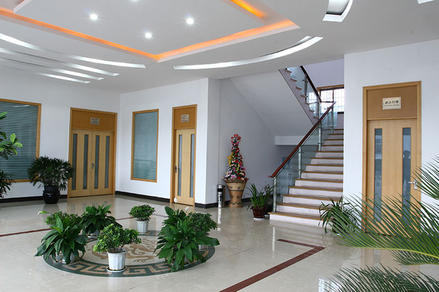 Office-Environment-02